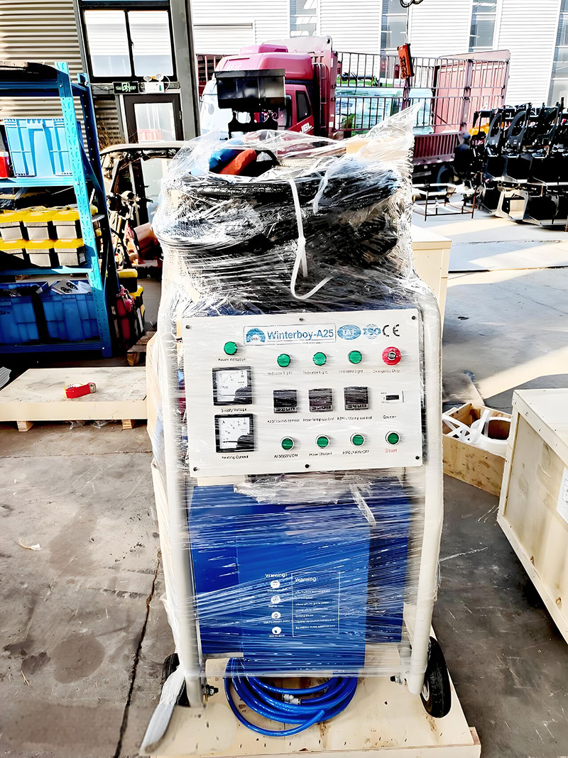 Compact Polyurea Sprayer