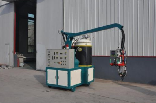 What are the application fields of polyurethane foaming machine?